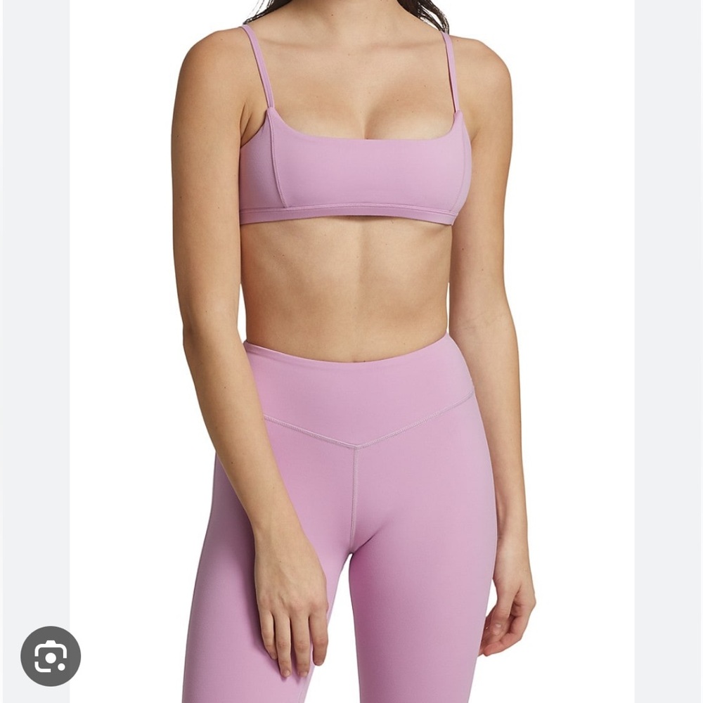 WeWoreWhat Pink V Shape Leggings + Cami Bra Top Set